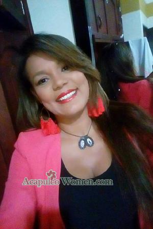 170628 - Olfa Age: 49 - Colombia