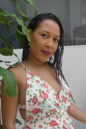 190061 - Melissa Age: 37 - Colombia