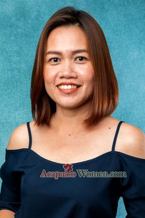 217839 - Tippawan Age: 42 - Thailand
