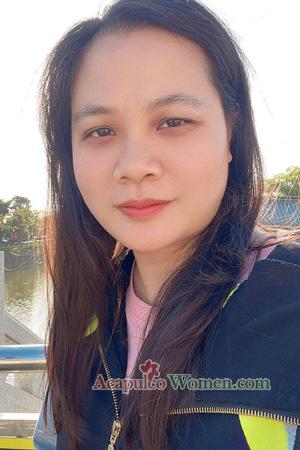 228515 - Jieyi Age: 39 - China
