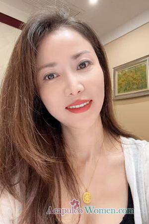 229530 - Ling Ling Age: 42 - China